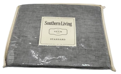 Funda de almohada Southern Living Heirloom de lino estándar gris falso Foto 1 de 4