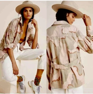 Jaqueta utilitária Anthropologie Lida rosa camuflagem tamanho médio bolsos desgastados - Imagem 1 de 4