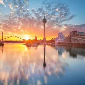 3 Tage Kurzurlaub Düsseldorf Ratingen Gutschein Hotel ÜF 2 Personen günstig - Bild 1 von 12