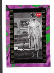 Lucy Moments & Memories 1995 Golden Strip carta timbrata su lamina S16 molti Happy Retur - Foto 1 di 2
