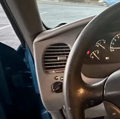 Ford Ranger, Mazda B4000, 1995, 1996-2002, lado izquierdo del conductor tablero izquierdo ventilación aire acondicionado Foto 1 de 4