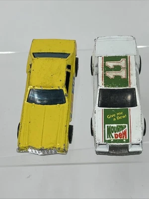De colección Hot Wheels Racing Stocker Mt Dew Ford Thunderbird Monte Carlo #38 Blackwall Foto 1 de 4