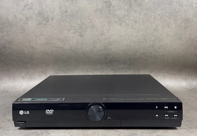 LG HT306SF - Schwarz - DVD Heimkino Receiver - 5.1 Heimkinosystem - HDMI - Scart - Bild 1 von 4