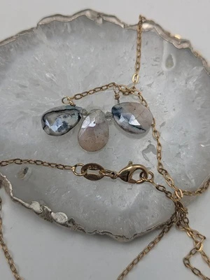 Collar de 18" con cadena llena de oro de 18k facetada piedra lunar iridiscente Foto 1 de 4