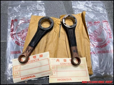 Nuevo de Lote Antiguo Honda CB92 CB95 Modelo Temprano Varilla Conexión x2 piezas Genuino P/n 13201-205-020 Foto 1 de 4