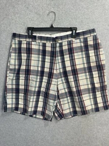 LL Bean Poplin Plaid Chino Shorts Sz 40 100% Cotton 8” Inseam Classic Fit EUC - Picture 1 of 8