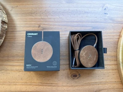 Almohadilla de carga cargador de cuero inalámbrico magnético Qi Saddle Courant Classics MAG 1 Foto 1 de 3