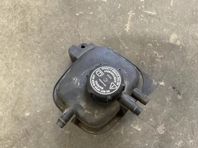 Jaguar XJ8 2003 refrigerante resevoir 3 líneas tipo envío sin supercargado Foto 1 de 4