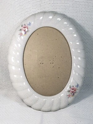 Marco de fotos vintage, ovalado, floral, remolino Foto 1 de 2