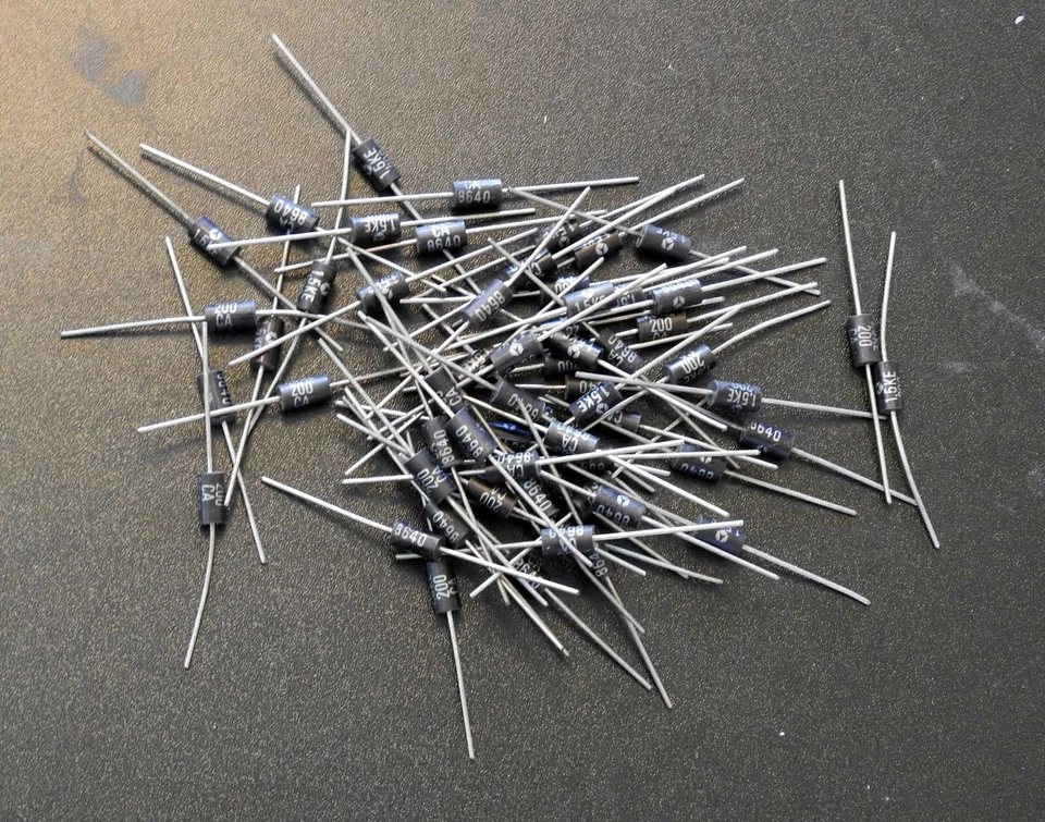 60 piezas 1.5KE200CA o 1N6303CA Diodo TVS Serie 1.5KE Bidireccional DO-201 Foto 1 de 4