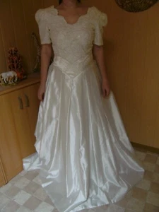 Brautkleid, Hochzeitskleid, Größe 40, ivory, Schleppe Perlen - Bild 1 von 4