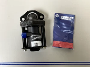*NEW OEM* 0670 Johnson Evinrude 02' - 05' 200 225 250 hp STBD Fuel Injector Ay - Picture 1 of 7