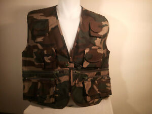 GILET MULTIPOCHES TAILLE M CAMOUFLAGE, PËCHE,AIRSOFT,PAINTBALL, CHASSE