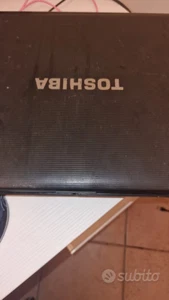 Notebook Toshiba satellitare pro c850 - Foto 1 di 2