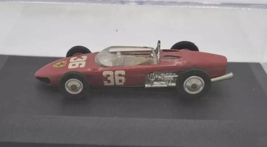 Corgi Toys Ferrari 156 1961 1/43 ANTICO modello con teca  - Immagine 1 di 1