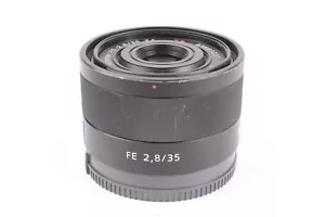 Sony FE 35mm f/2.8 Wide Angle Prime Portrait Digital Camera Lens #T-60237 - Picture 1 of 9