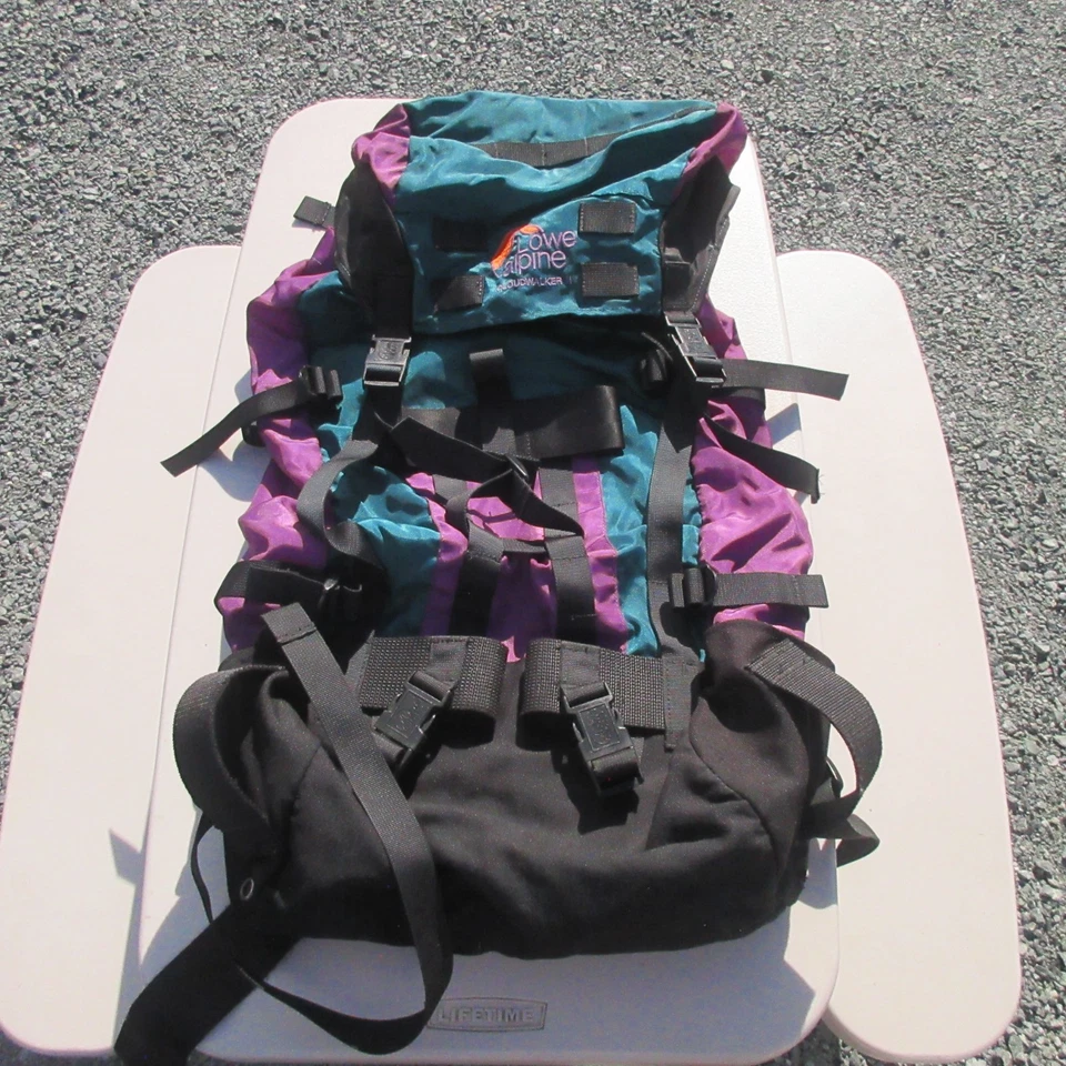 Mochila de senderismo vintage Lowe Alpine Systems Cloudwalker II 2 24x22 Foto 1 de 4