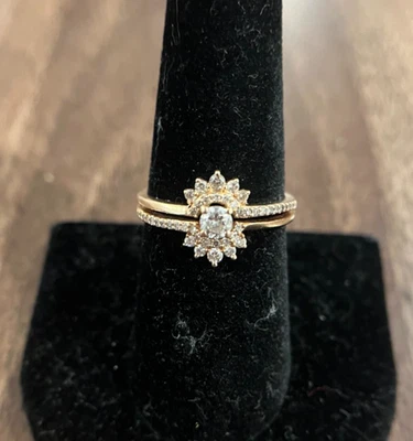 10k Rose Gold Snowflake Diamond Ring Size 7.5 - Image 1 of 4