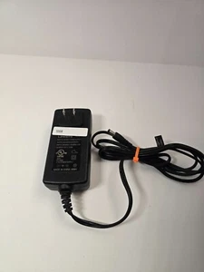 Fuente de alimentación Linksys KSAS0501200350HU 12V 3.5A - Imagen 1 de 5