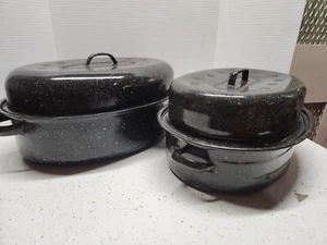 Set of 2 Vintage Roasting Pans with Lids - Enamel black &white speckled USA - Picture 1 of 8