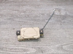 99-01 ISUZU VEHICROSS ACTUADOR DE CIERRE DE CERRADURA DE PUERTA DELANTERA DERECHA OEM - Imagen 1 de 12