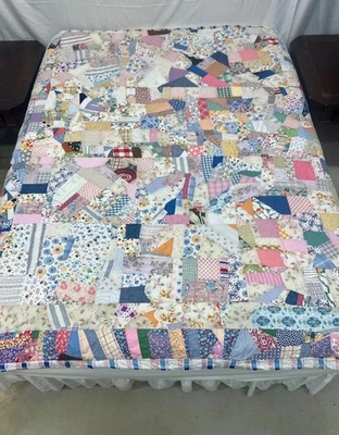 #248 Vintage Handmade Crazy Quilt 70" x 80" USA 1940's Feedsack Applique - Image 1 of 4