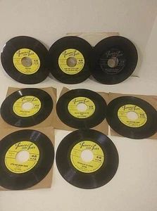 Bundle Lot of 8 Vintage Tunes for Tots 45 rpm Records, No Skips - Foto 1 di 10