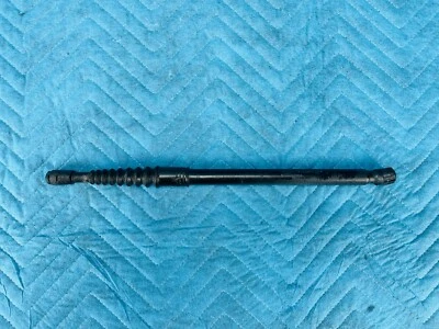 Cilindro de soporte de puerta trasera Nissan Titan XD 2016-2021 OEM Foto 1 de 4