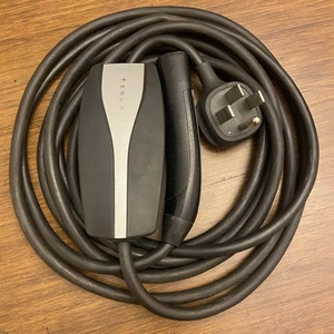 Tesla Model X S Y 3 Fast Charger w/ NEMA 14-50 220 240V plug 32A Mobile UMC NACS - Picture 1 of 18