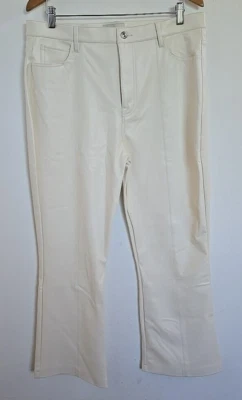 Pantalones de cuero sintético recubiertos de marfil 7 For All Mankind corte bota para mujer talla 33 Foto 1 de 4