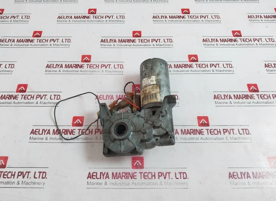 Siemens 3WL9111-0AF04-0AA0 Motor Drive GTG 96 220-250V DC 16A 125/250VAC Foto 1 de 4