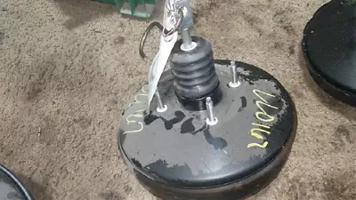 Amplificador de freno eléctrico Ford Fiesta 2014-2019 OEM Foto 1 de 4