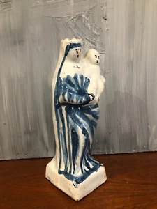 JOLIE VIERGE A L'ENFANT, VIERGE D'ACCOUCHÉE, NEVERS, CAMAÏEU BLEU, XVIIIème - Photo 1/12