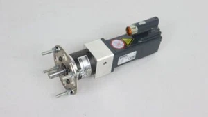 Beckhoff Servomotor AM8111-0F20-0000 + Getriebe PLE040-010-SSSA3AA-E8 NEUWERTIG - Bild 1 von 5