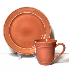 POTTERY BARN Cambria Caqui Juego de 2 Piezas - Plato de Ensalada y Taza Portugal NUEVO - Imagen 1 de 11