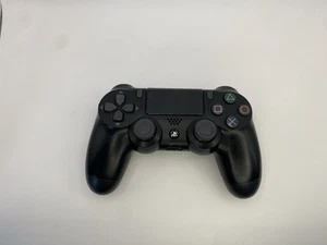 Sony PlayStation 4 PS4 DualShock 4 Controller Wireless Nero CUH-ZCT2U Testato - Foto 1 di 9
