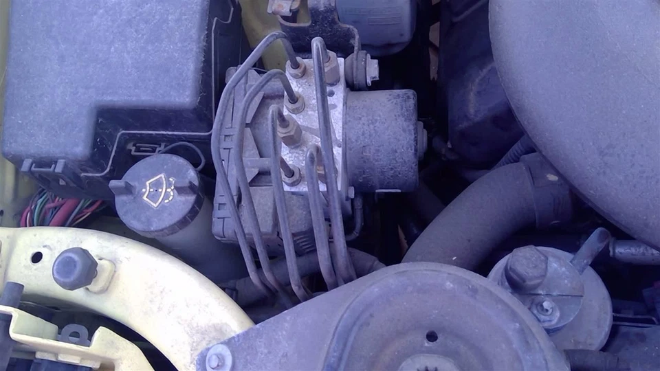 Bomba de pieza de freno antibloqueo con control de tracción compatible con 00-02 LINCOLN LS 170653 Foto 1 de 4