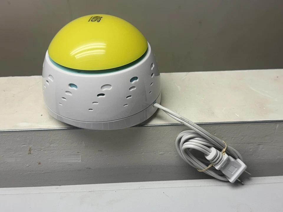 Visual Scents Easy Sleeper Aroma Diffuser Air Purifier Model JES-02 White Yellow - Image 1 of 4