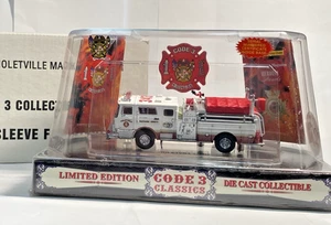 Code 3  ~ 1:64 Scale ~ VIOLETVILLE MD ~  #12369~ MACK CF Pumper  MIB - Picture 1 of 15