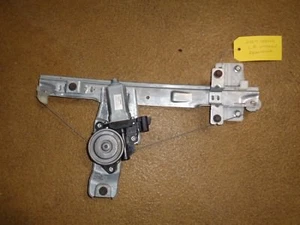 05,06,07,08,09,10 CHEVROLET COBALT LEFT REAR DOOR WINDOW REGULATOR W\MOTOR B-50 - Foto 1 di 1