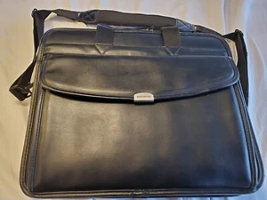 DICOTA Deluxe Black Padded Laptop Carrying Case Bag For Notebooks - Picture 1 of 10