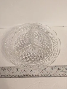 Anchor Hocking Wexford 3-Part Relish Dish 8 1/2 inch Excellent Used Condition - Picture 1 of 3