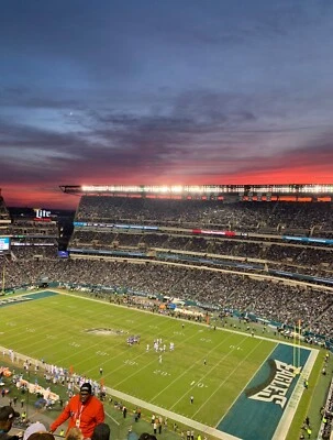 2 EAGLES PHILLY HOME OPENER! SEC 230 R11 ! - Image 1 of 4