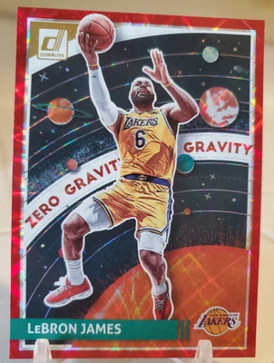 ЛЕБРОН ДЖЕЙМС 2024 Donruss вставить карта #9 нулевой гравитации красный космический переливающийся карта - Изображение 1 из 2