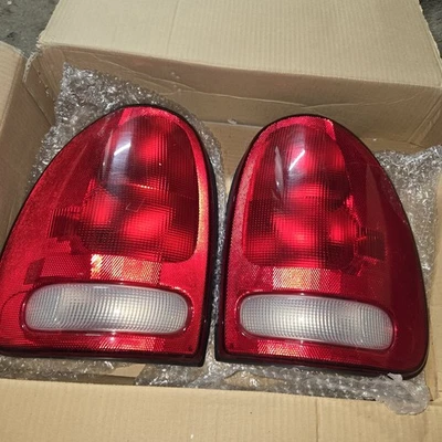 Tail Light Set For 1996-00 Dodge Caravan Durango Plymouth Voyager Town & Country - Image 1 of 3