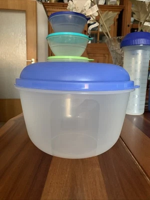 Tupperware Behälter & Deckel 2L ,Kühlschrank Clarissa Schüssel Set Ø19x13cm.H - Bild 1 von 4