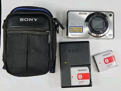 Sony Cyber-shot DSC-W290 12.1MP silver  Digital Camera 2 NP-BG1 Battery Charger  - Image 1 of 4