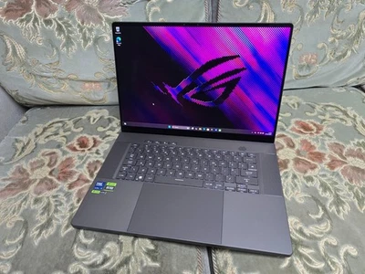 ASUS ROG Zephyrus G16 Ultra 9 185H RTX 4070 32GB 1TB QHD+ OLED 240Hz Laptop WTY - Image 1 of 4