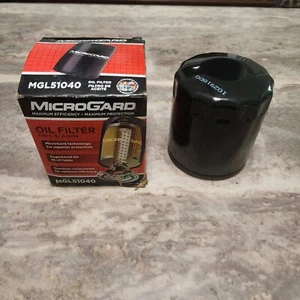 Microgard MGL51040 Oil Filter (Interchanges with WIX 51040 ) GM, Chevy, Pontiac - Picture 1 of 8