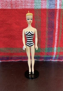 Hallmark Keepsake 1994 Edition Christmas Ornament Barbie Debut 1959 - Picture 1 of 3
